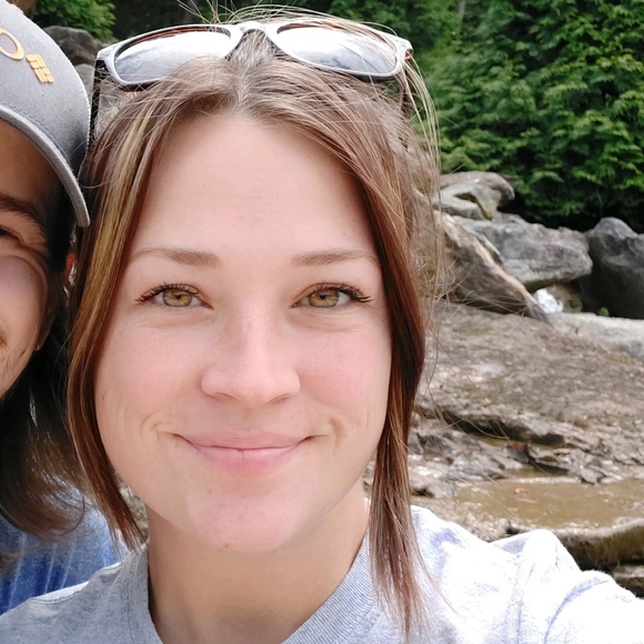 Meet your Posher, Lily - Picture 1 of 1